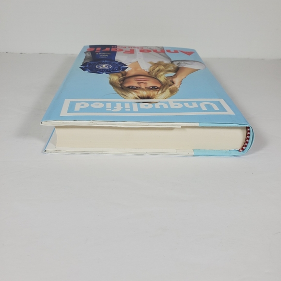 Signed Anna Faris Unqualified Autographed Book NEW - Picture 6 of 8